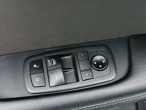 Used 2021 Dodge Challenger SXT w/ Blacktop Package image 15