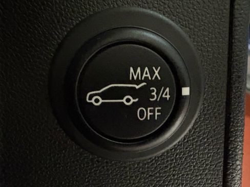 Used 2022 Chevrolet Equinox LT image 17