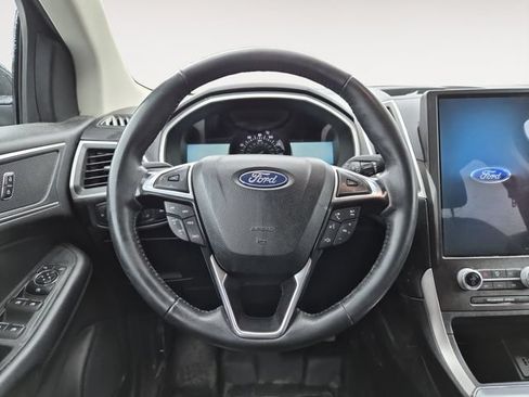 Used 2021 Ford Edge SEL AWD/4WD image 13