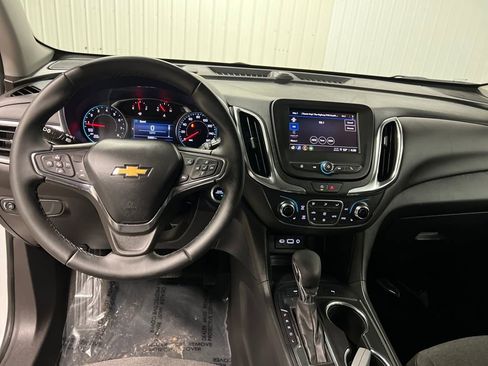 Certified 2024 Chevrolet Equinox LT AWD/4WD image 15