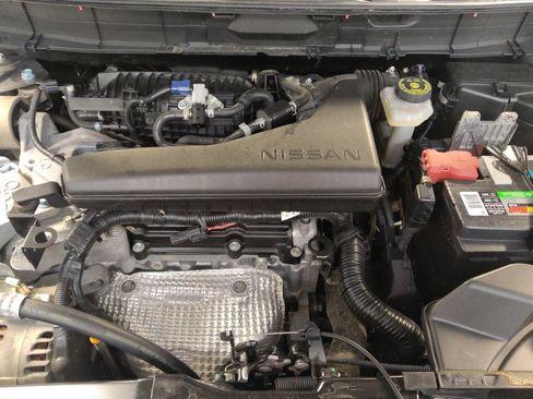 Used 2020 Nissan Rogue SV AWD/4WD image 30