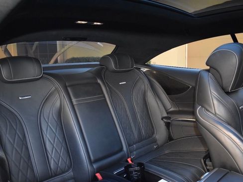 Used 2015 Mercedes-Benz S 63 AMG 4MATIC Coupe image 21