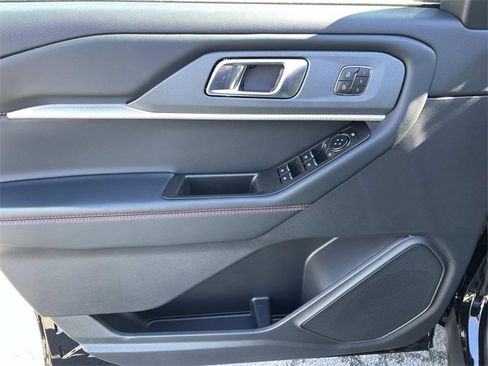 New 2026 Ford Explorer ST-Line w/ ST-Line Street Pack image 22