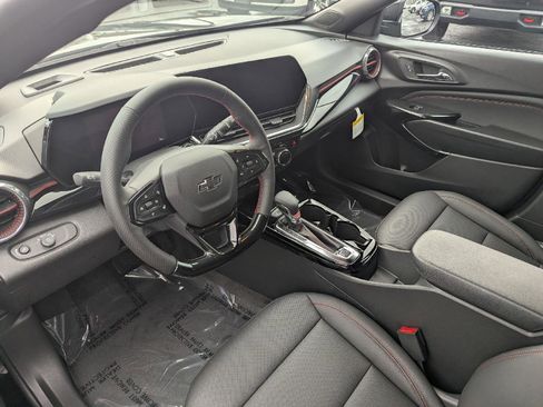 New 2026 Chevrolet Trax RS w/ Sunroof Package FWD image 19