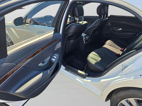 Used 2015 Mercedes-Benz S 550 4MATIC Sedan image 25