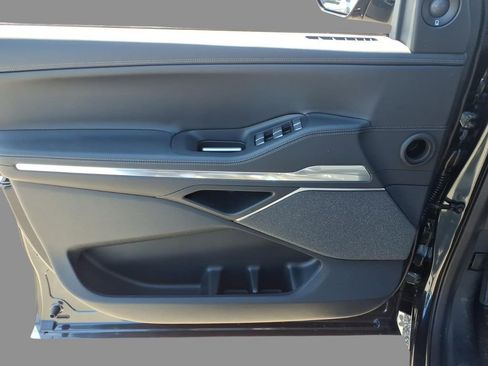 New 2026 Lincoln Navigator Reserve AWD/4WD image 16