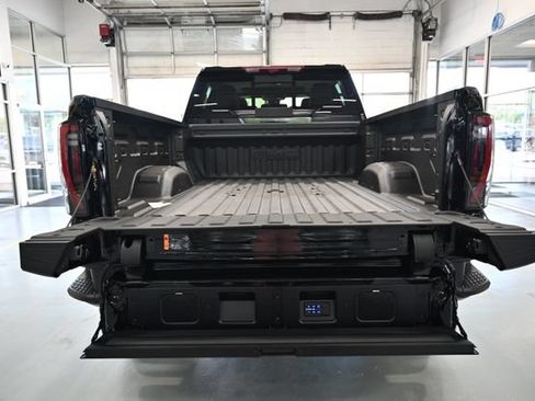 New 2026 GMC Sierra 2500 AT4X w/ LPO, Black Badging Package AWD/4WD image 17