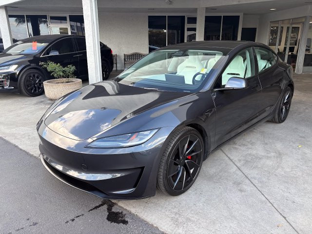 Used 2025 Tesla Model 3 Performance AWD/4WD image 9