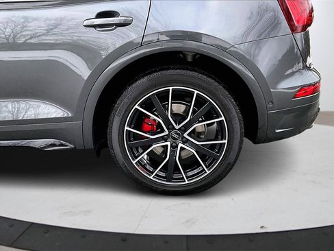 Used 2023 Audi SQ5 Prestige w/ Prestige Package image 35
