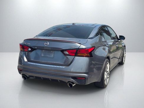 Used 2023 Nissan Altima 2.5 SL FWD image 5