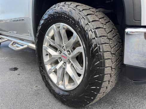 Used 2021 GMC Sierra 1500 SLT w/ SLT Premium Plus Package AWD/4WD image 12