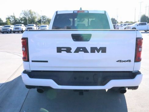 New 2026 RAM 1500 Big Horn AWD/4WD image 22