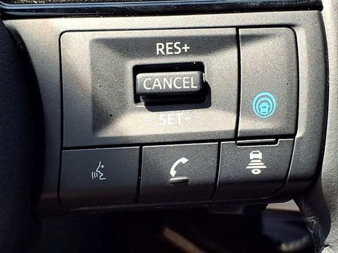 Used 2024 Nissan Pathfinder SL w/ Cargo Package AWD/4WD image 26