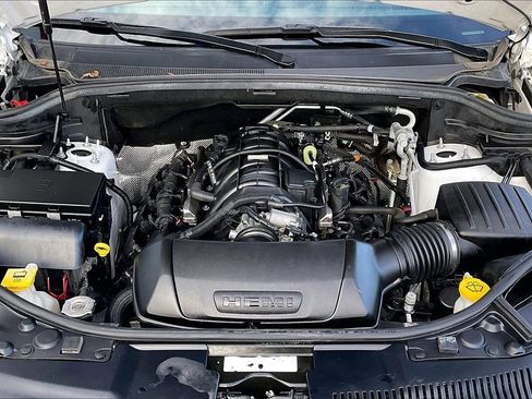 Used 2020 Dodge Durango R/T w/ Technology Group image 10