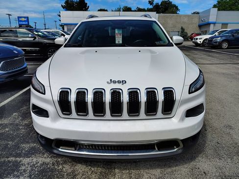 Used 2016 Jeep Cherokee Limited AWD/4WD image 2