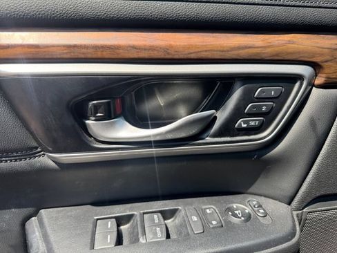 Used 2022 Honda CR-V EX-L image 16