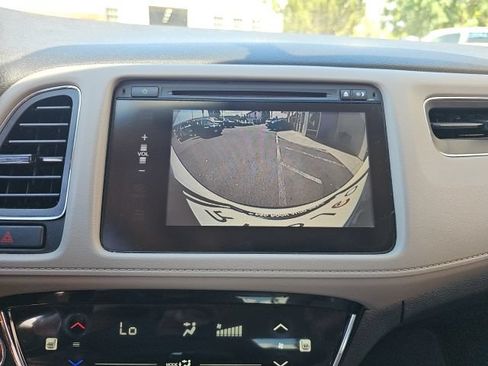 Used 2018 Honda HR-V EX-L image 15