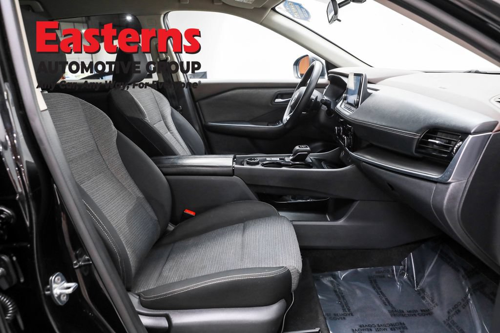Used 2022 Nissan Rogue SV AWD/4WD image 23
