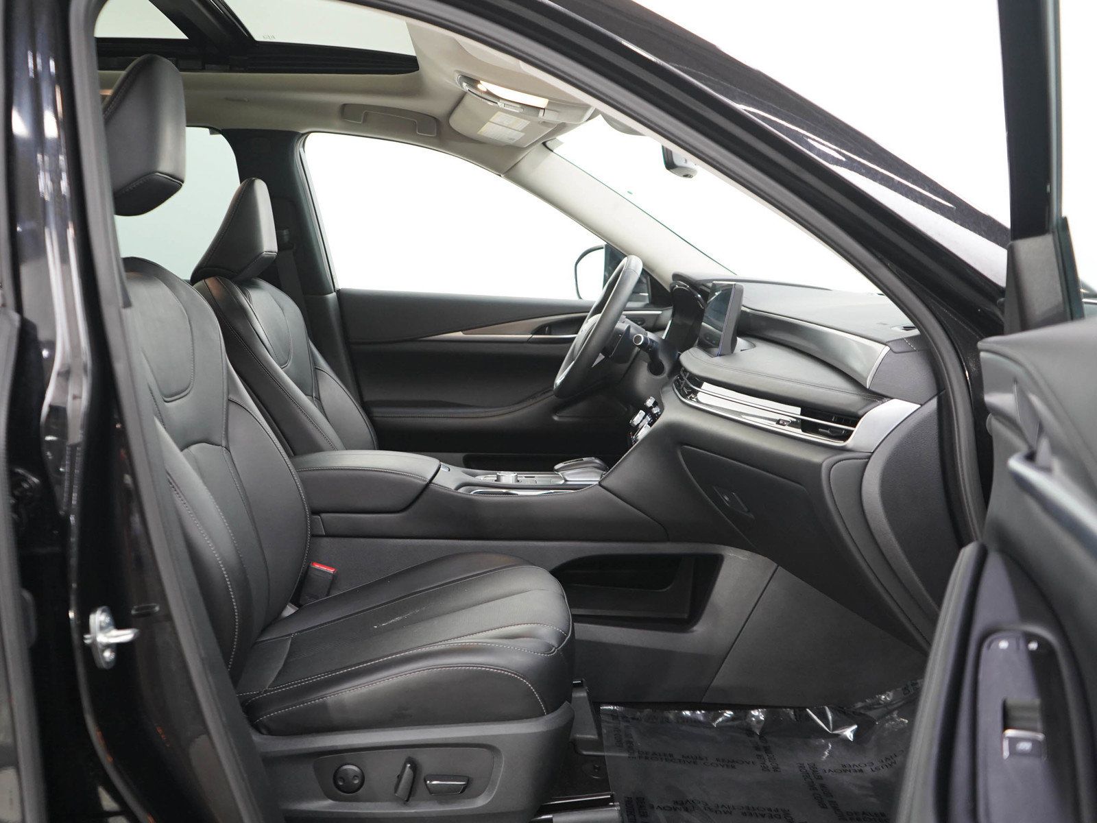 Used 2025 INFINITI QX60 Luxe AWD/4WD image 11