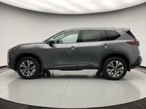 Used 2021 Nissan Rogue SV AWD/4WD image 2