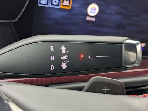 Used 2024 Chevrolet Traverse RS image 14