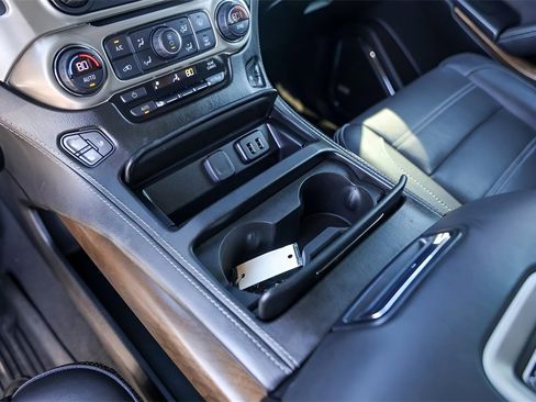 Used 2020 GMC Yukon Denali w/ Open Road Package image 23