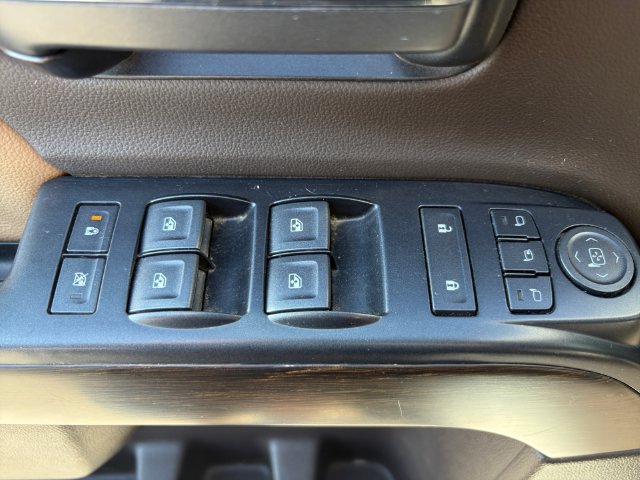 Used 2019 GMC Sierra 2500 Denali w/ Duramax Plus Package AWD/4WD image 28