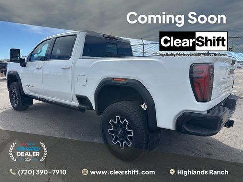 Used 2024 GMC Sierra 2500 AT4X image 4