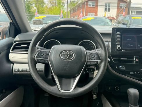 Used 2024 Toyota Camry LE FWD image 18
