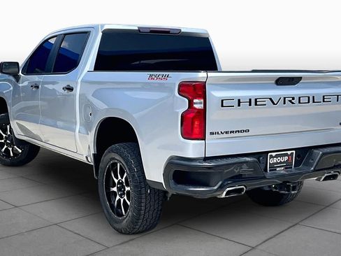 Used 2021 Chevrolet Silverado 1500 LT Trail Boss w/ Bed Protection Package AWD/4WD image 12
