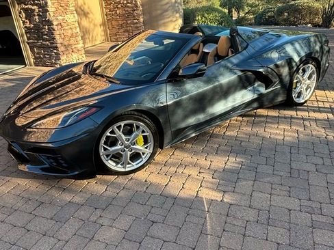 Used 2021 Chevrolet Corvette Stingray Premium Conv w/ Battery Protection Package RWD image 4