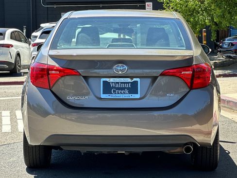 Used 2019 Toyota Corolla SE FWD image 9
