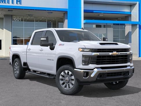 New 2026 Chevrolet Silverado 2500 LT w/ All Star Edition AWD/4WD image 7