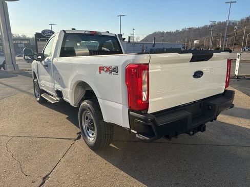 New 2025 Ford F250 XL w/ FX4 Off-Road Package image 5