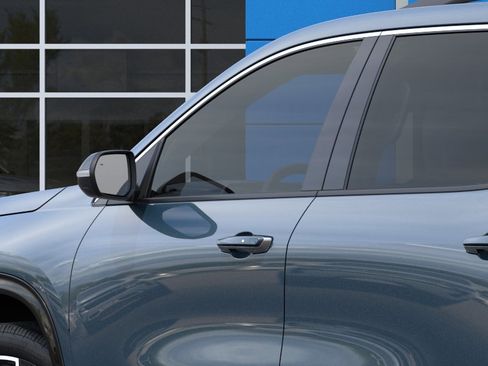 New 2026 Chevrolet Traverse High Country FWD image 12