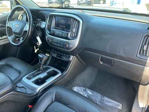 Used 2021 Chevrolet Colorado ZR2 w/ ZR2 Midnight Special Edition image 32