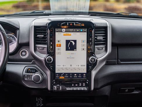 Used 2024 RAM 2500 Big Horn w/ Sport Appearance Package image 30