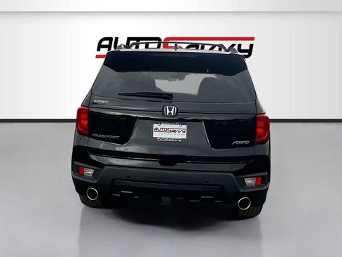 Used 2024 Honda Passport EX-L image 6