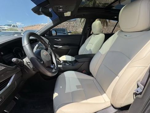 Used 2021 Kia Sorento EX FWD image 9