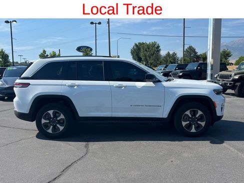 Used 2022 Jeep Grand Cherokee Limited 4xe image 4