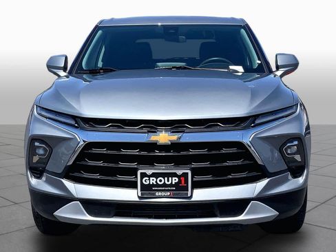 Used 2025 Chevrolet Blazer LT FWD image 4