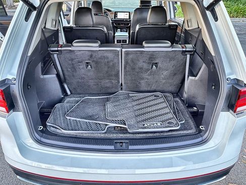 Used 2024 Volkswagen Atlas SE w/ Black Wheel Package image 20