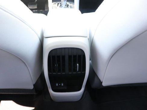 Used 2025 Hyundai Kona SEL AWD/4WD image 20