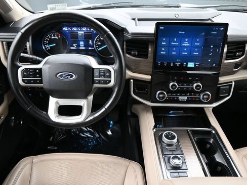 Used 2024 Ford Expedition Limited AWD/4WD image 6