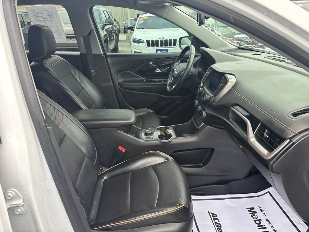 Used 2023 GMC Terrain AT4 AWD/4WD image 46