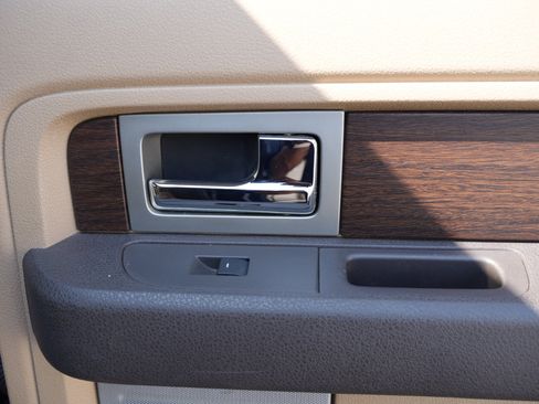 Used 2014 Ford F150 Lariat w/ Equipment Group 502A Luxury image 24