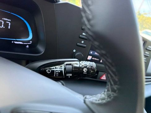 New 2026 Hyundai Elantra SEL Sport FWD image 33