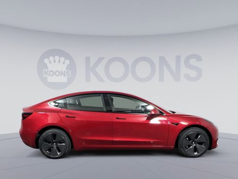 Used 2023 Tesla Model 3 Standard Range image 8