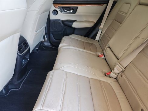 Used 2019 Honda CR-V Touring image 29