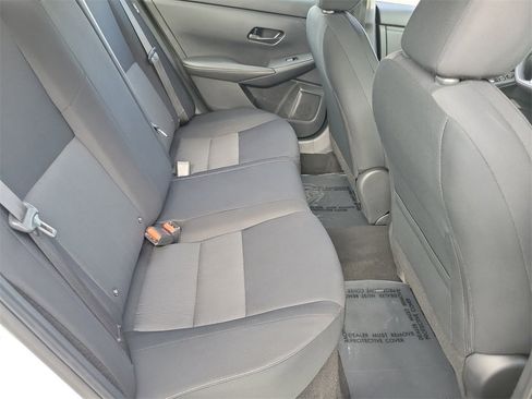 Used 2024 Nissan Sentra SV image 18